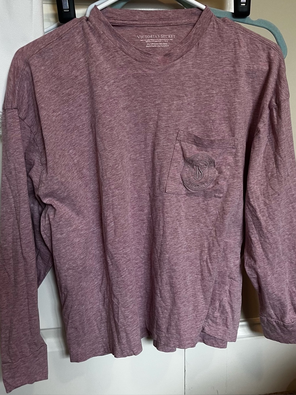 Victoria’s Secret xs magenta lounge top